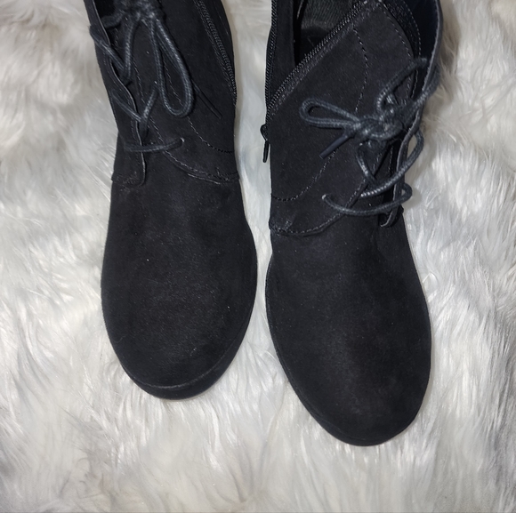 Booties - Picture 6 of 6